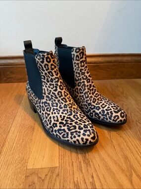 Cole Haan Cheetah Print Calf Fur Boots Size 7.5B